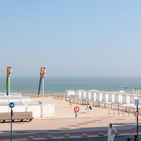 Huswell - Beachside For Four At *